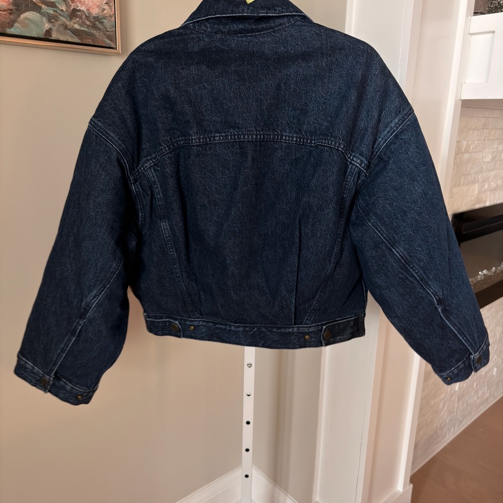Levi’s Dark Blue Denim Jacket with puff interior - Picture 3 of 3